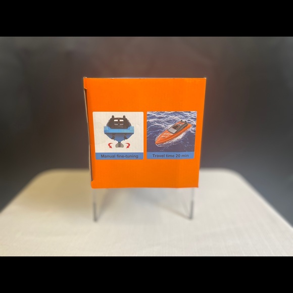 Remote Control Speedboat - Picture 13 of 14